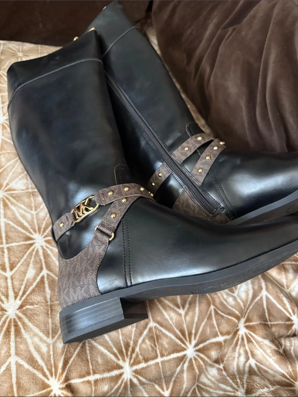 MICHAEL KORS black and brown Boots size 9